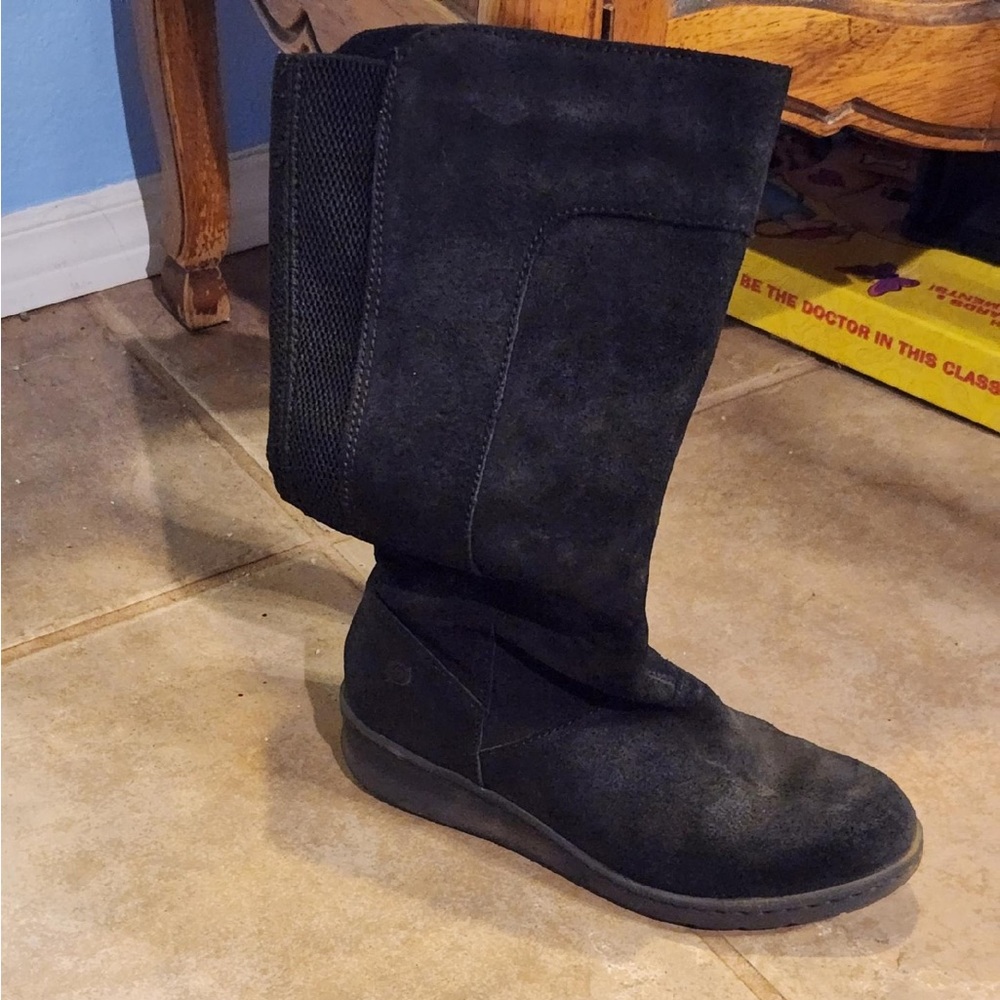 Born boots size 8